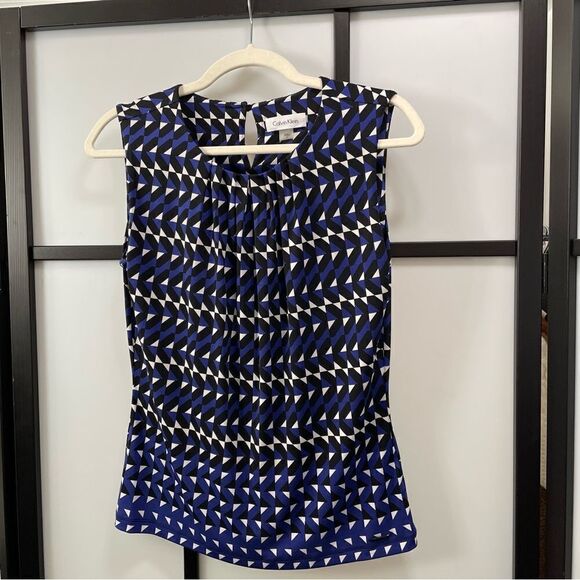 [s] Calvin Klein Black, White & Blue Geometric Patterned Sleeveless Blouse Tank - Picture 5 of 14